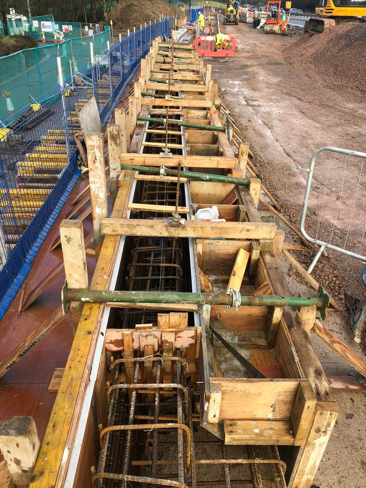 Capping Beam on the A3, Guildford — Guildford, Surrey, photo 3