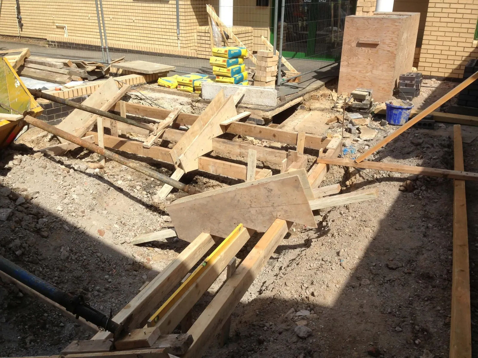 Concrete Steps, Chobham — Chobham, Surrey, photo 2