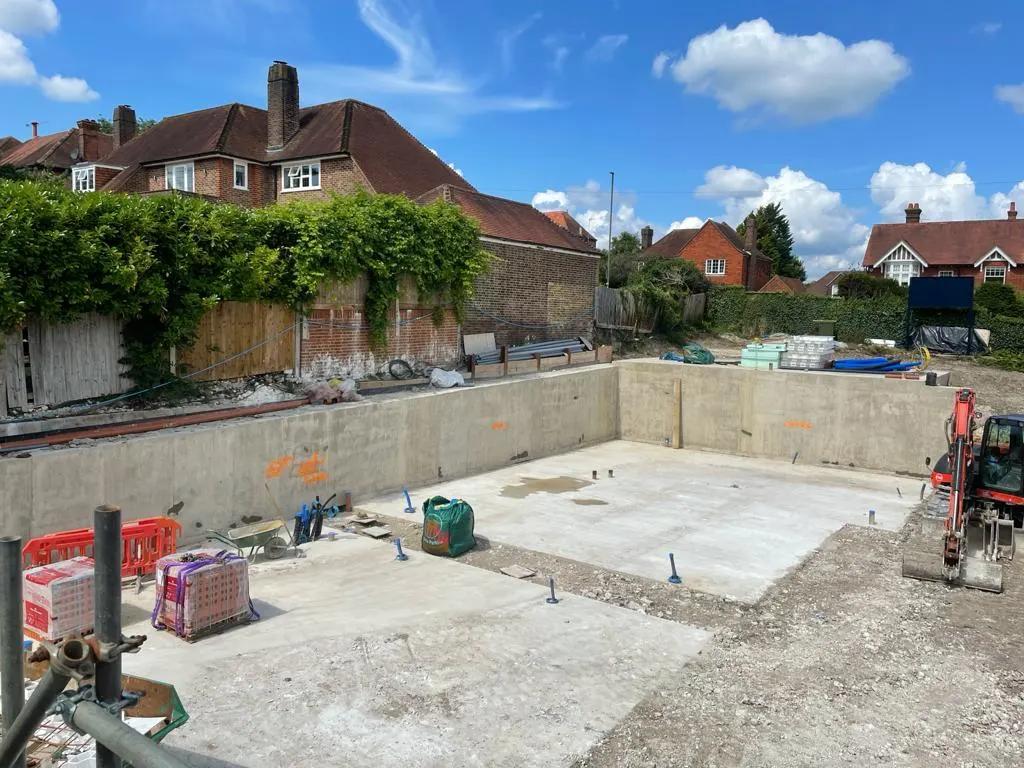 Semi-Basement in Guildford — Guildford, Surrey