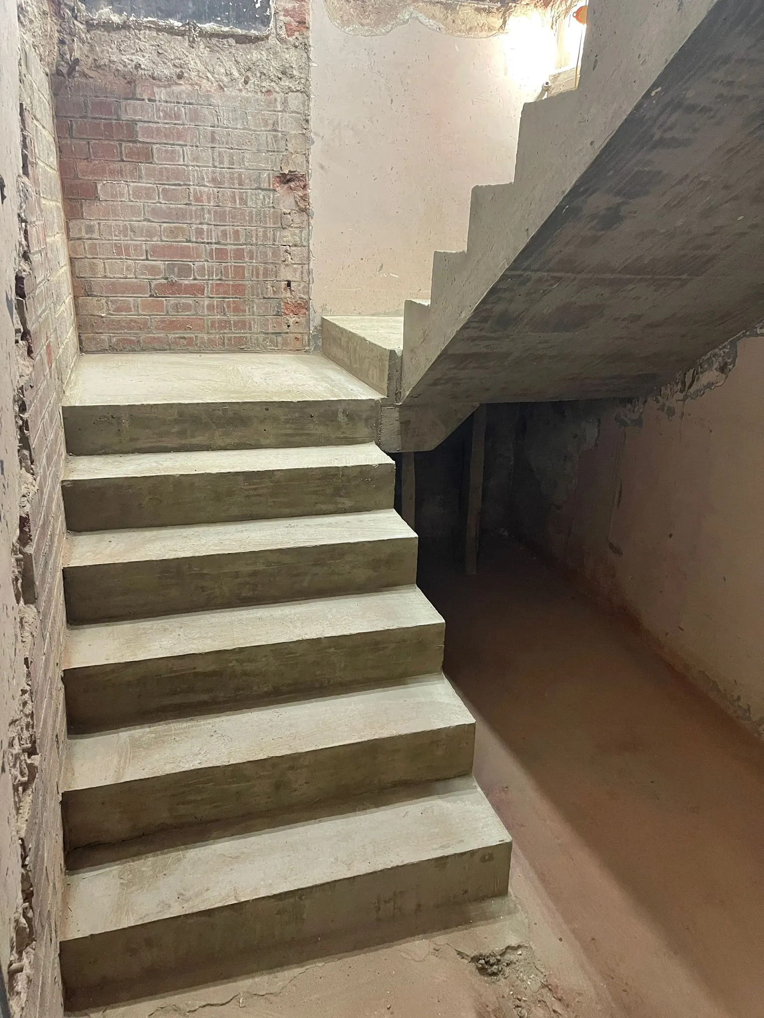 U-Shaped Concrete Staircases, Oxford — Oxford