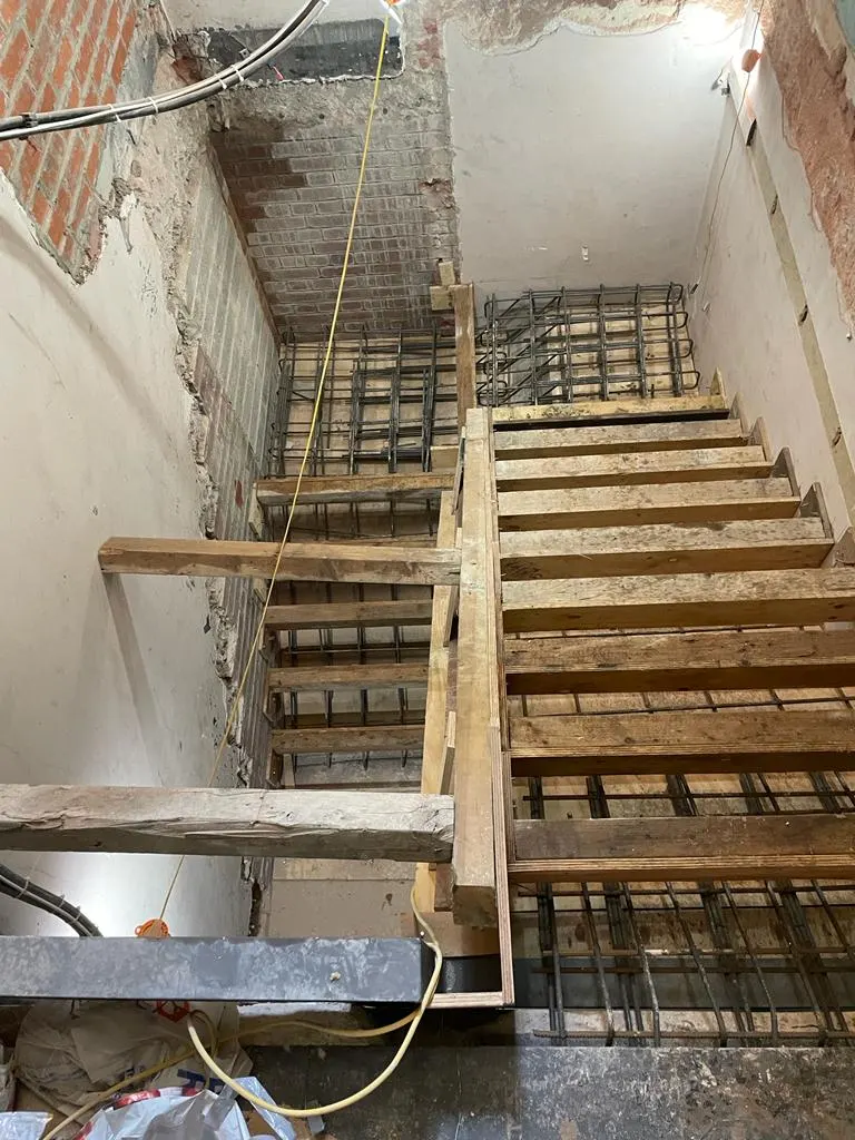 U-Shaped Concrete Staircases, Oxford — Oxford, photo 4